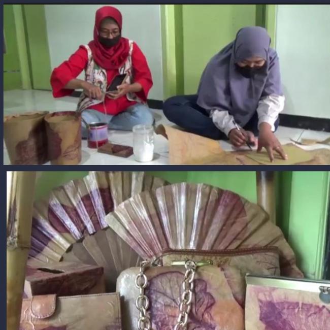 Warga Banyuwangi Ubah Kantong Semen Menjadi Produk Bernilai Ekonomis Tinggi